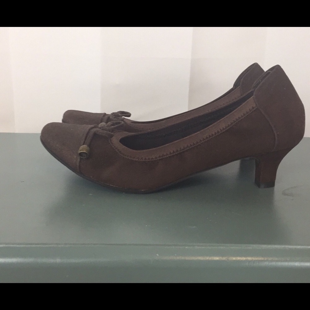 Shoes - Picture 3 of 3